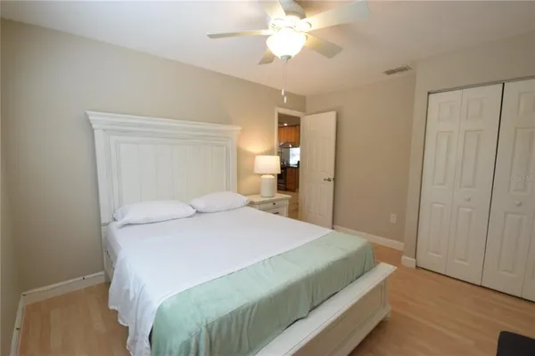 $2,100 | 306 Bailey Lane, Sarasota, FL 34237