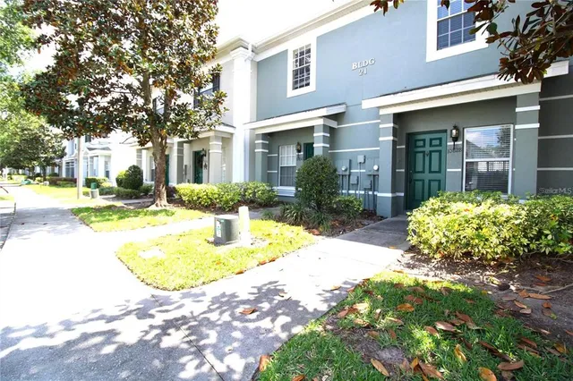 $1,800 | 10832 Savannah Wood Court, Unit 134, Orlando, FL 32832