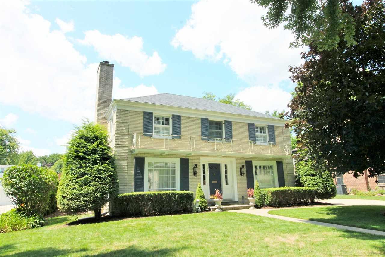 945 Trombley Road Grosse Pointe Park, MI 48230 - Photo 1 of 62