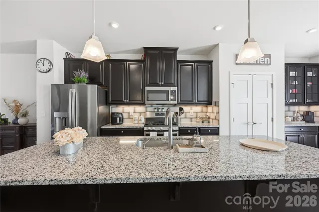 $390,000 | 1172 Ashbury Street, Charlotte, NC 28216