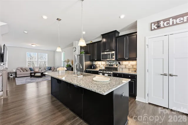 $390,000 | 1172 Ashbury Street, Charlotte, NC 28216