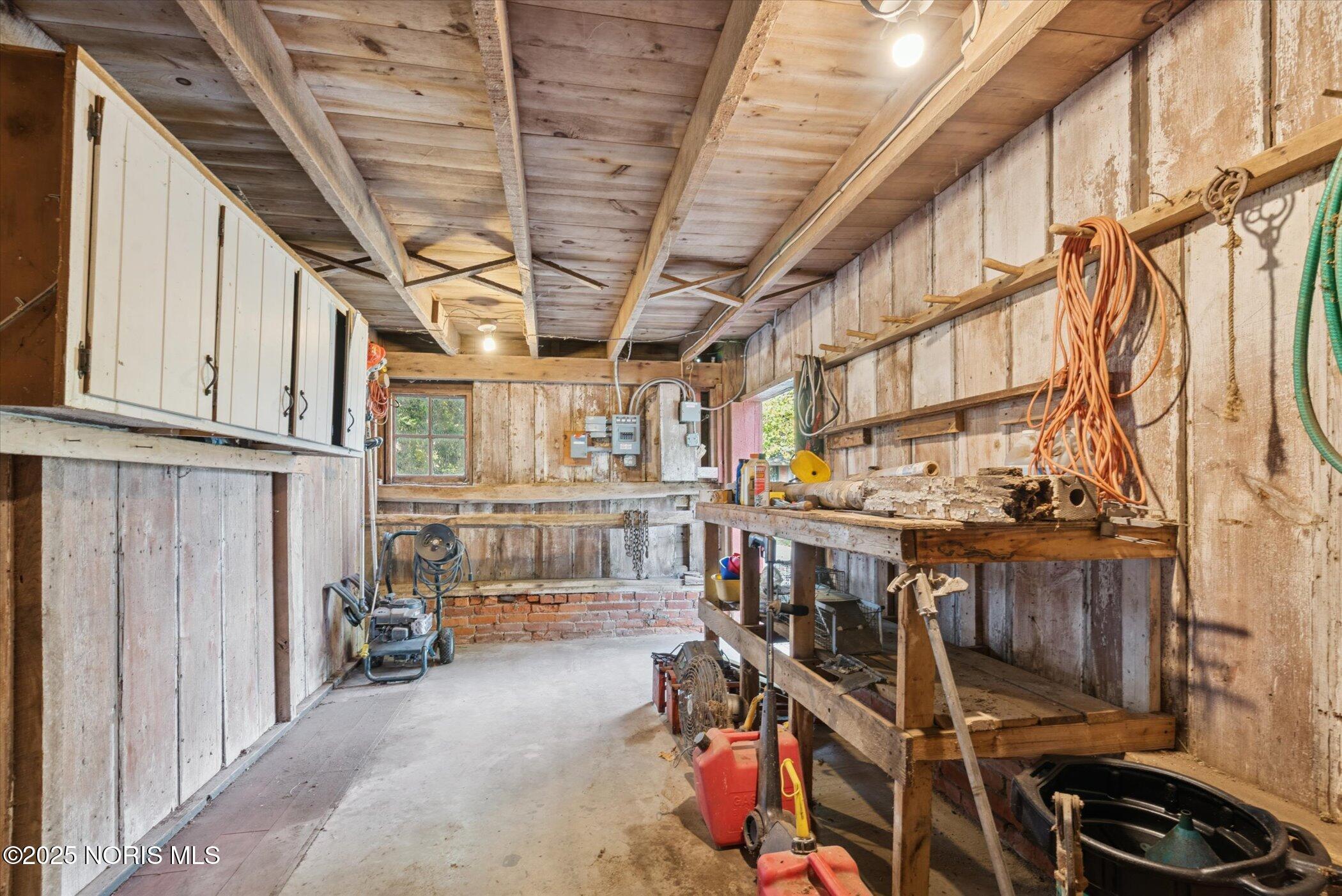 3044 Albon Road Monclova, OH 43542 - Photo 70 of 93 Barn interior