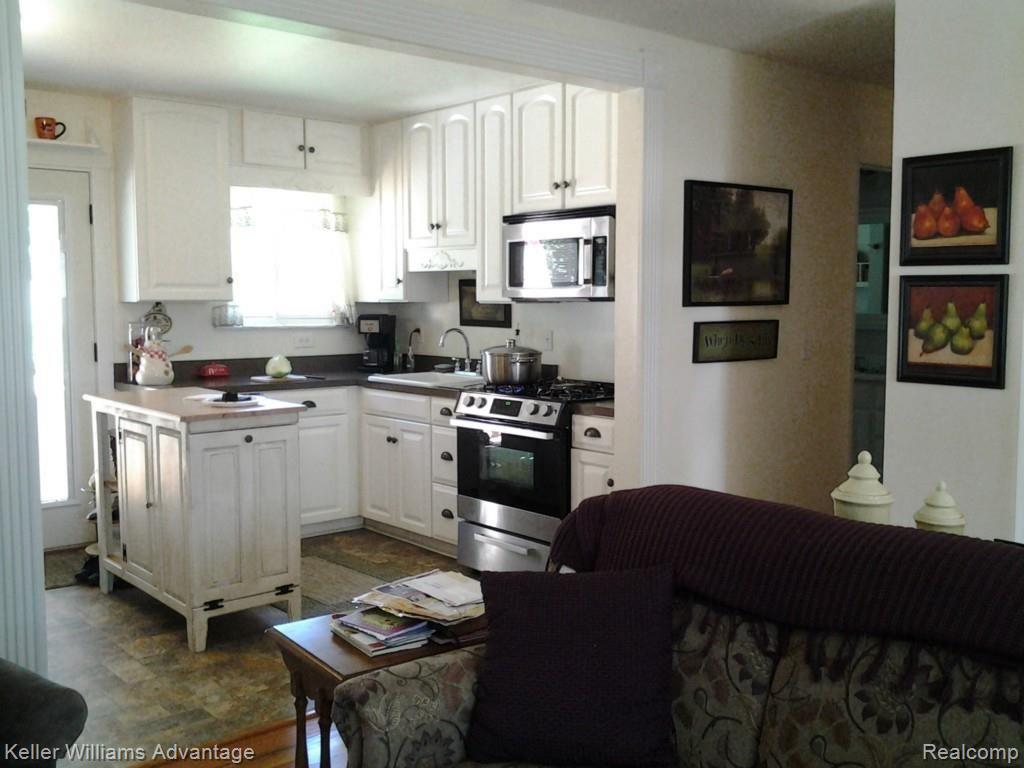 3770 Balmony Road Commerce Township, MI 48382 - Photo 41 of 46 LR toward Kit.jpg