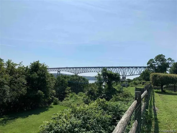 $999,999 | 109 Goldrick Landing Court, Kingston, NY 12401