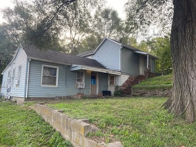 $25,000 | 716 George Street, Atchison, KS 66002