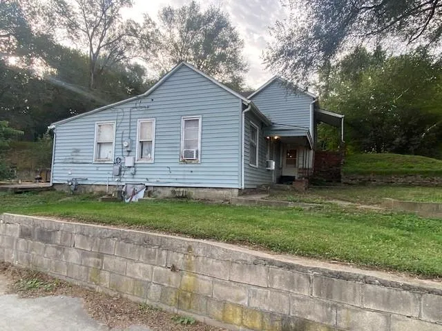 $25,000 | 716 George Street, Atchison, KS 66002