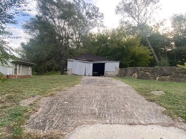 $25,000 | 716 George Street, Atchison, KS 66002