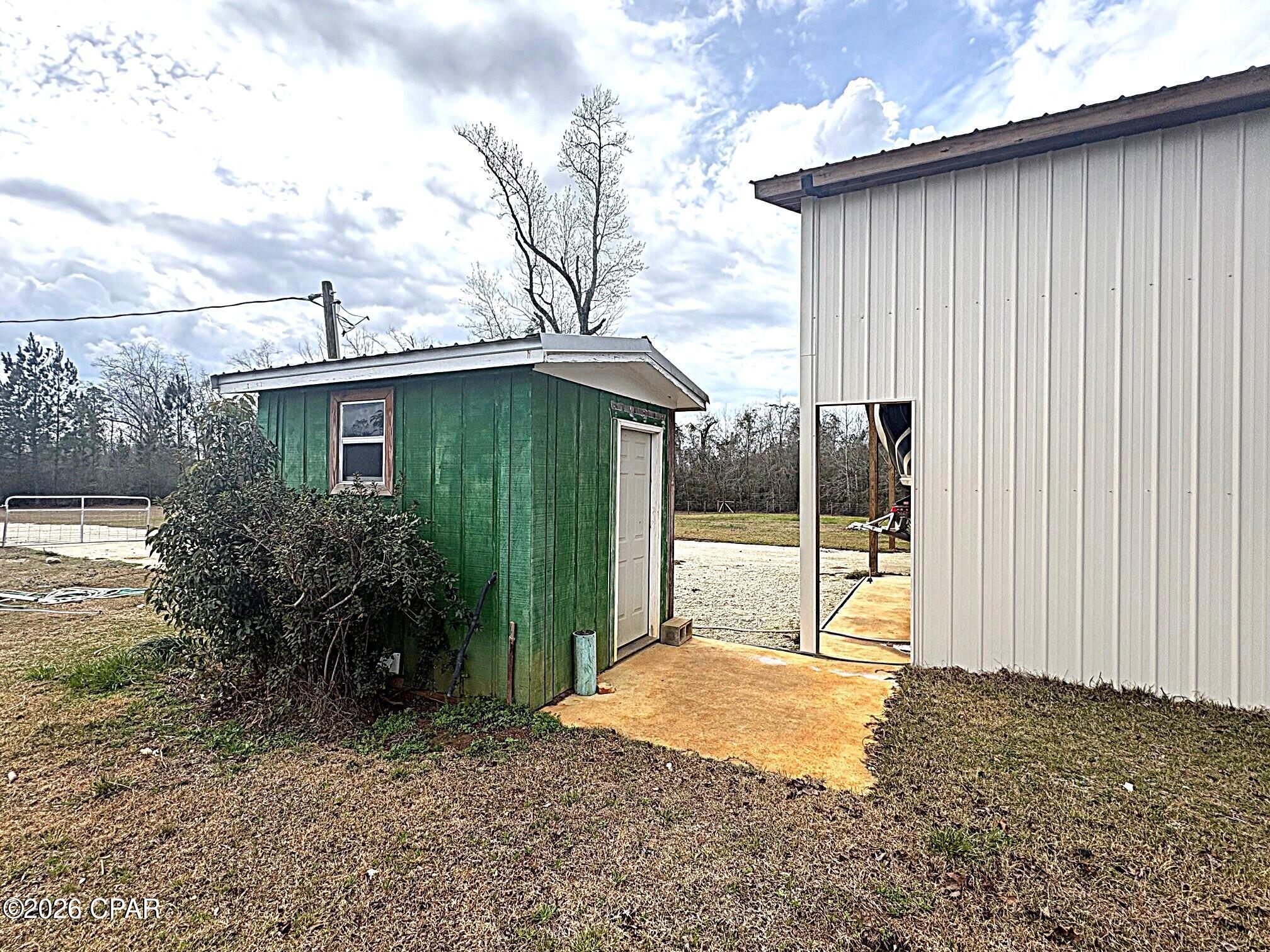 2103 Holley Timber Road Cottondale, FL 32431 - Photo 10 of 21 Gallery Image 10