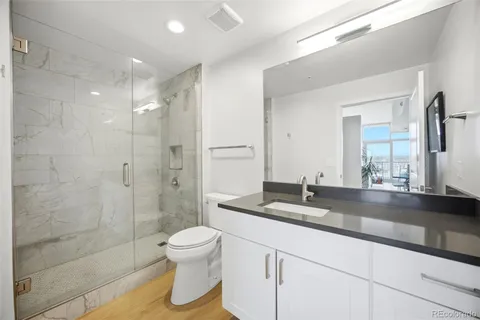 $432,423 | 1700 Bassett Street, Unit 1615, Denver, CO 80202