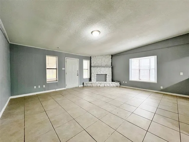 $2,395 | 5652 Conlin Drive, Fort Worth, TX 76134