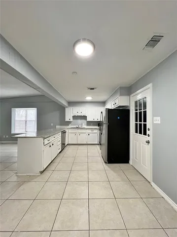 $2,395 | 5652 Conlin Drive, Fort Worth, TX 76134