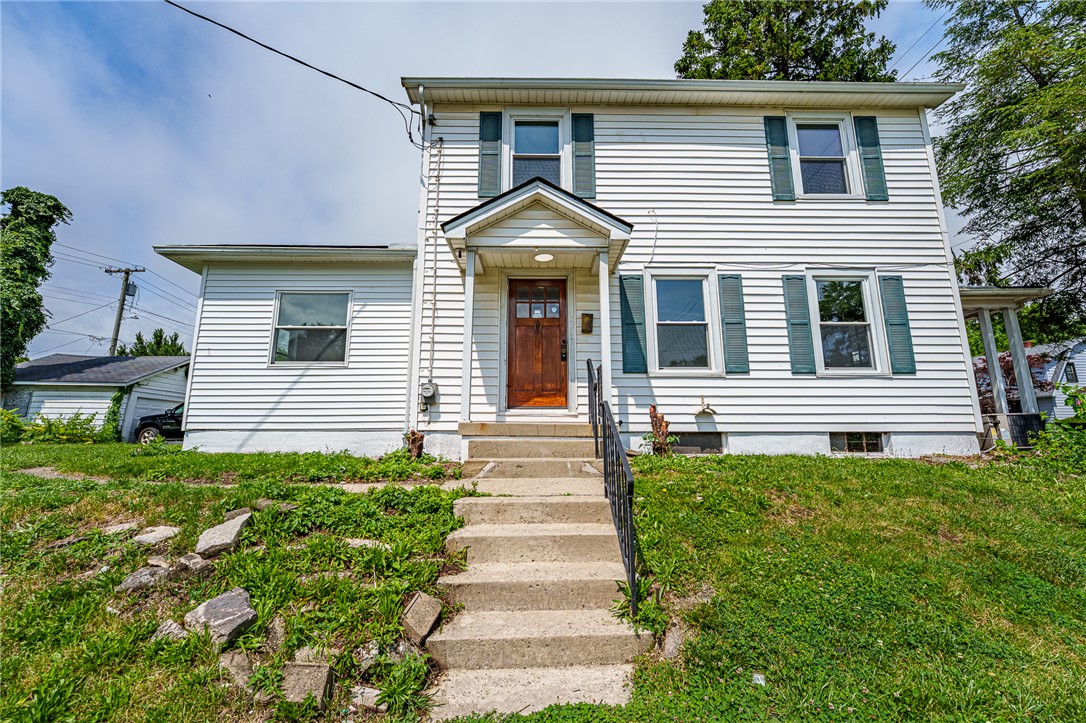 258 East Siebenthaler Avenue Dayton, OH 45405 - Photo 1 of 45