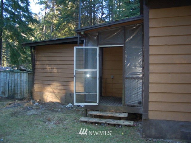 6139 Shamrock Road Maple Falls, WA 98266 - Photo 15 of 16 Gallery Image 15