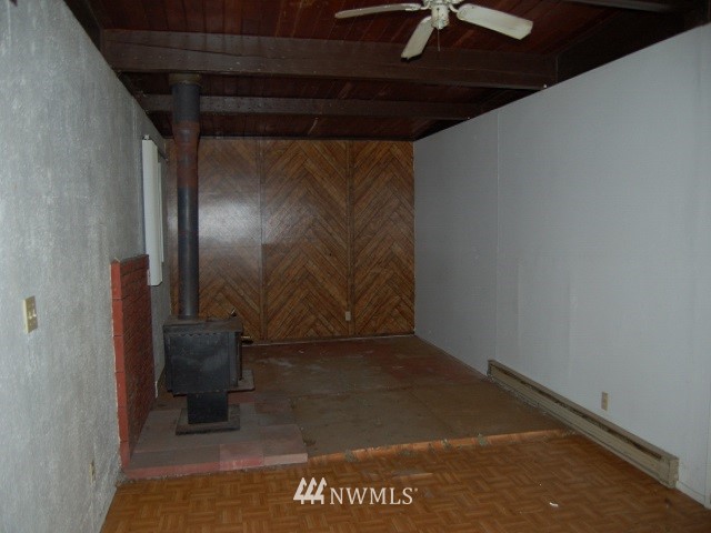 6139 Shamrock Road Maple Falls, WA 98266 - Photo 3 of 16 Gallery Image 3