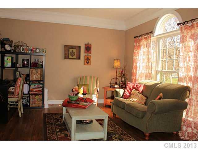 4401 Augusta Ridge Court Denver, NC 28037 - Photo 2 of 16 Gallery Image 2