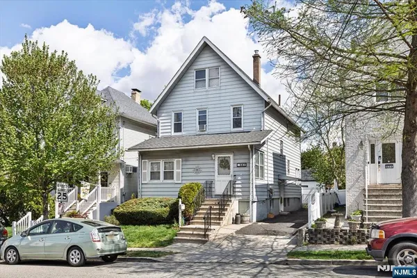 $679,000 | 567 Fern Avenue, Lyndhurst, NJ 07071