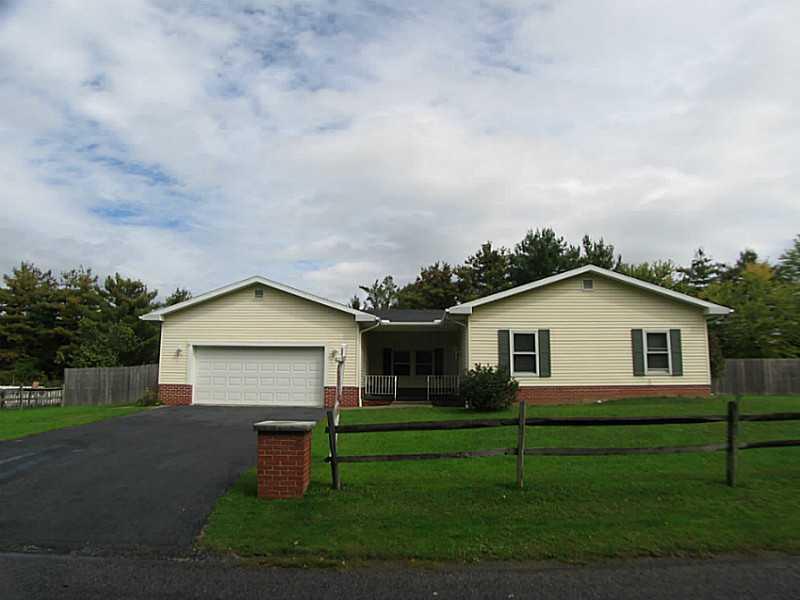 137 Ridgeview Drive Ligonier, PA 15658 - Photo 1 of 21 Exterior Front.