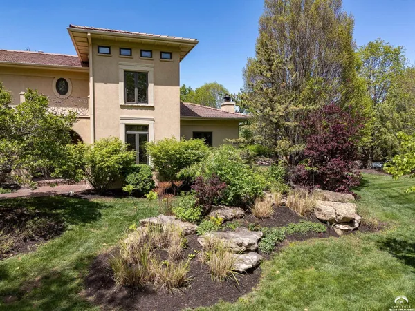 $969,000 | 201 Fall Creek Road, Lawrence, KS 66049