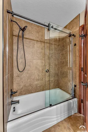 $969,000 | 201 Fall Creek Road, Lawrence, KS 66049