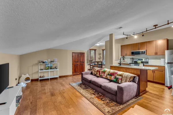 $969,000 | 201 Fall Creek Road, Lawrence, KS 66049