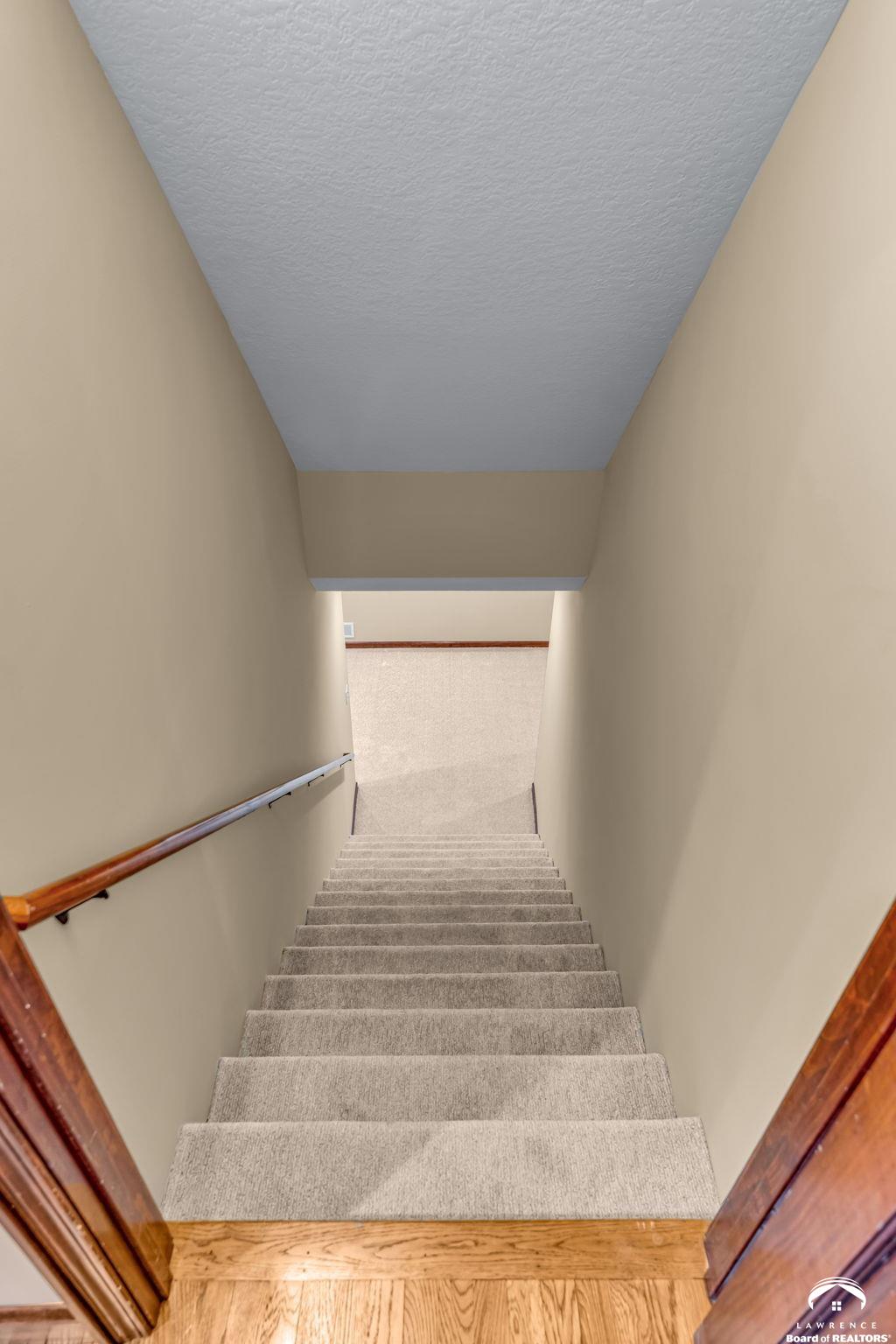 201 Fall Creek Road Lawrence, KS 66049 - Photo 56 of 98