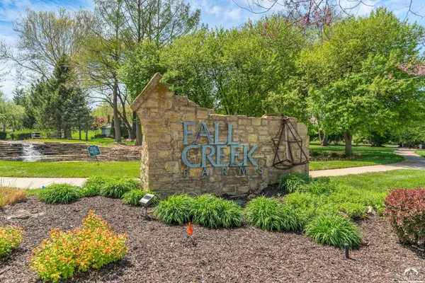 $969,000 | 201 Fall Creek Road, Lawrence, KS 66049