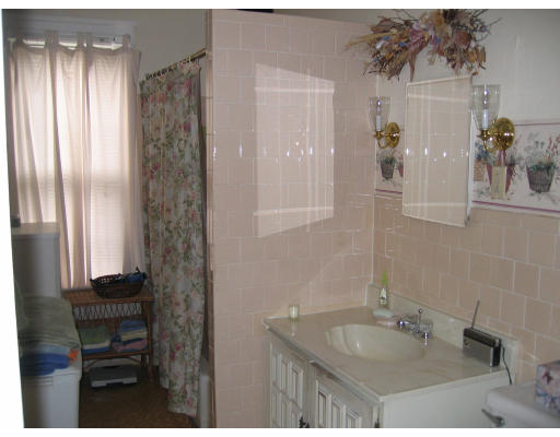 10 Ruth Street Worcester, MA 01602 - Photo 13 of 27 Gallery Image 13
