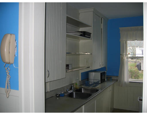 10 Ruth Street Worcester, MA 01602 - Photo 18 of 27 Gallery Image 18