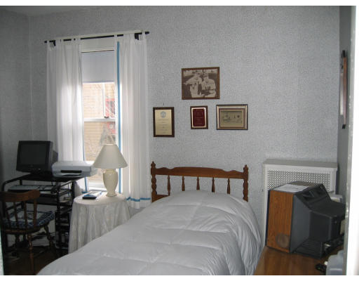 10 Ruth Street Worcester, MA 01602 - Photo 20 of 27 Gallery Image 20