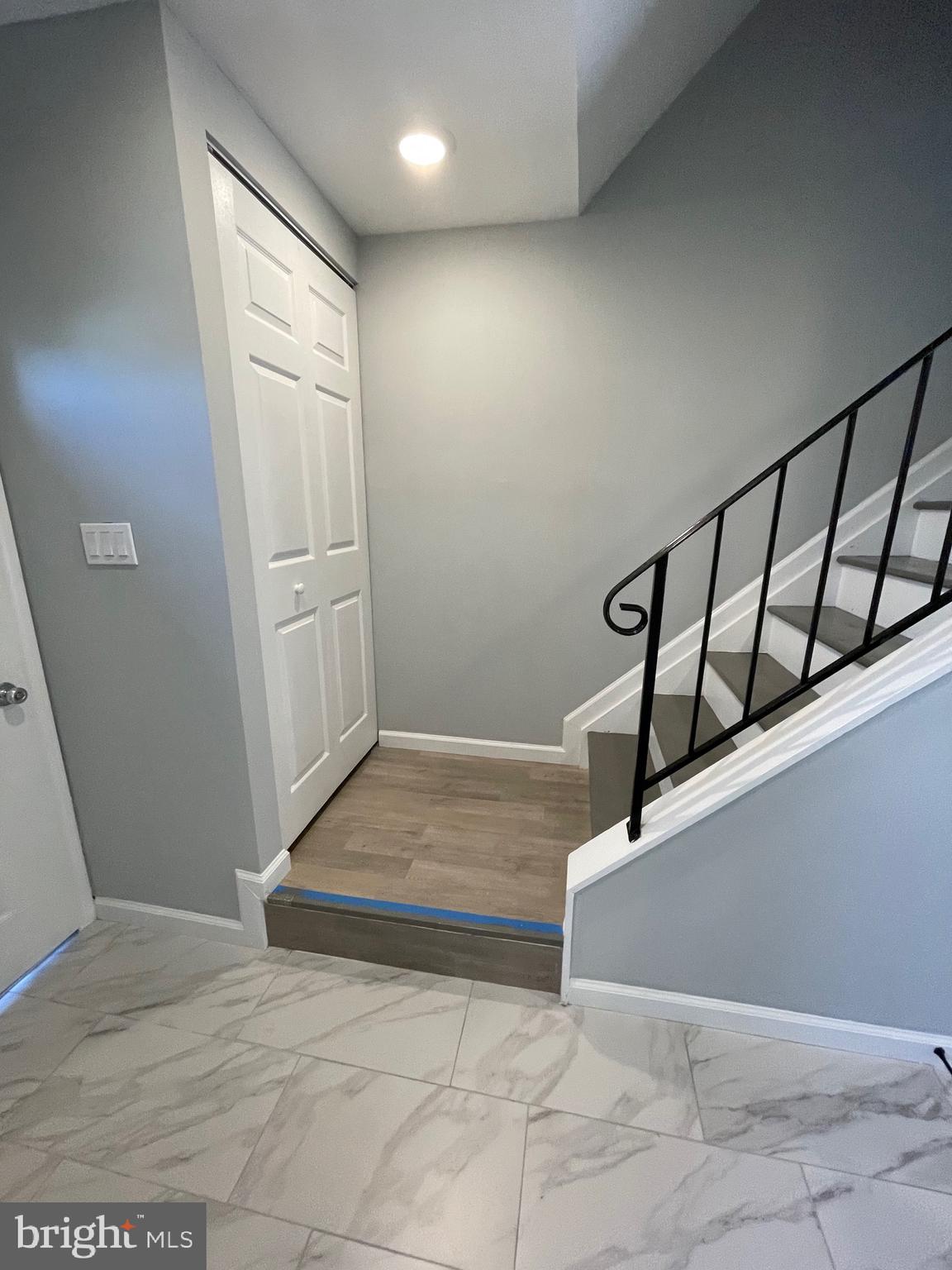 124 Andrew Place Sterling, VA 20164 - Photo 5 of 70