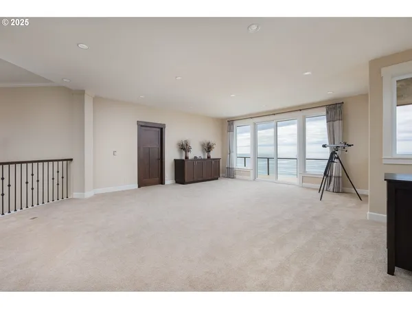 $2,975,000 | 5355 Haystack Drive, Neskowin, OR 97149