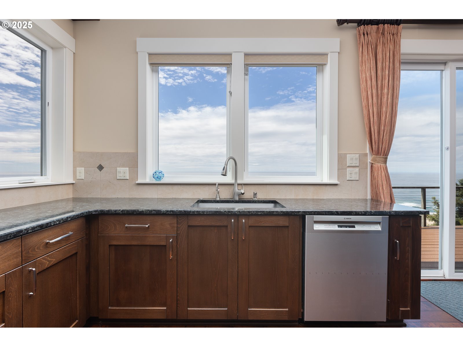 5355 Haystack Drive Neskowin, OR 97149 - Photo 10 of 48