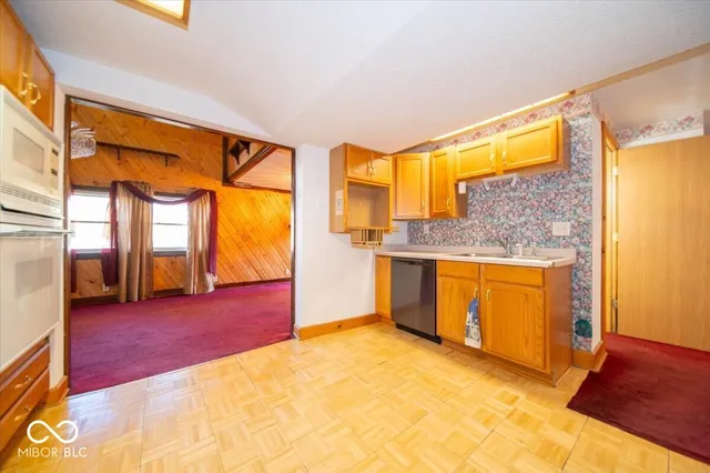 $580,000 | 6430 East Southport Road, Indianapolis, IN 46237