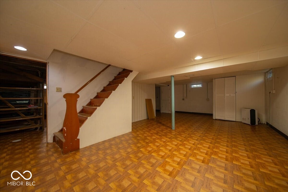 6430 East Southport Road Indianapolis, IN 46237 - Photo 33 of 39