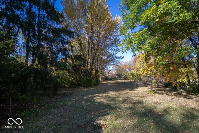 $580,000 | 6430 East Southport Road, Indianapolis, IN 46237