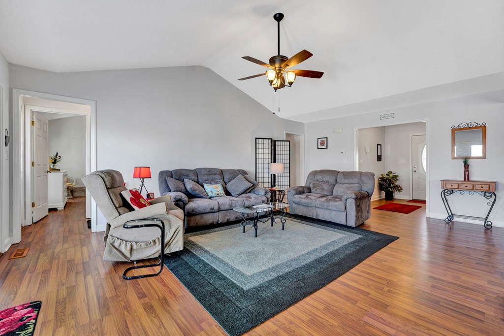 124 Bridge Point Road Greenwood, SC 29649 - Photo 15 of 57 Gallery Image 15