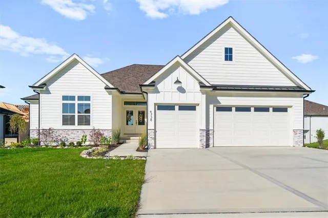 $749,900 | 4738 Sienna Ridge, Riverside, MO 64150