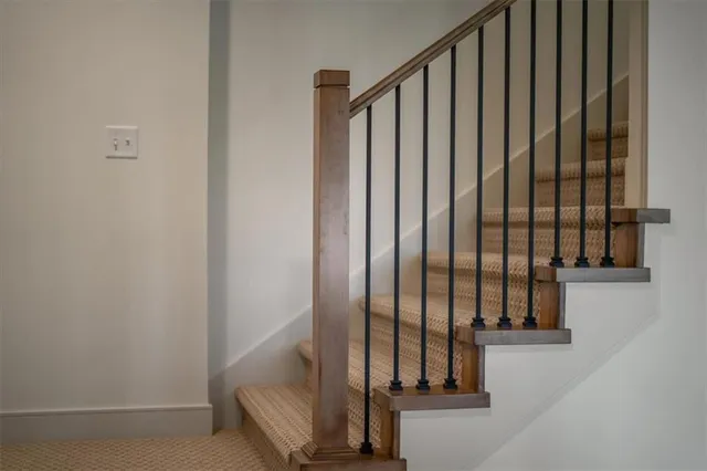 $749,900 | 4738 Sienna Ridge, Riverside, MO 64150