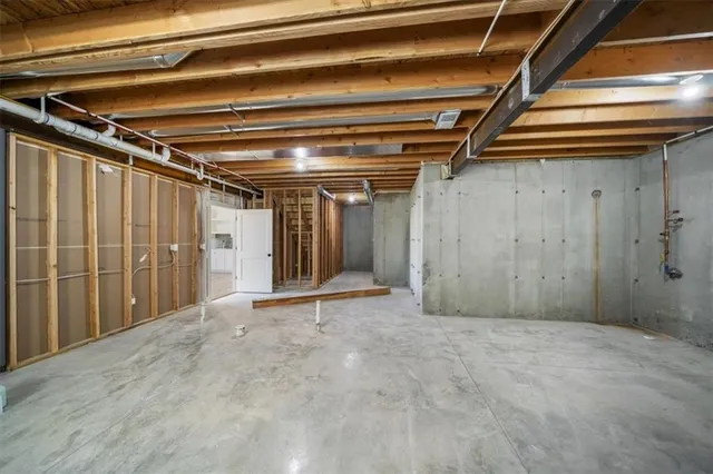 $749,900 | 4738 Sienna Ridge, Riverside, MO 64150