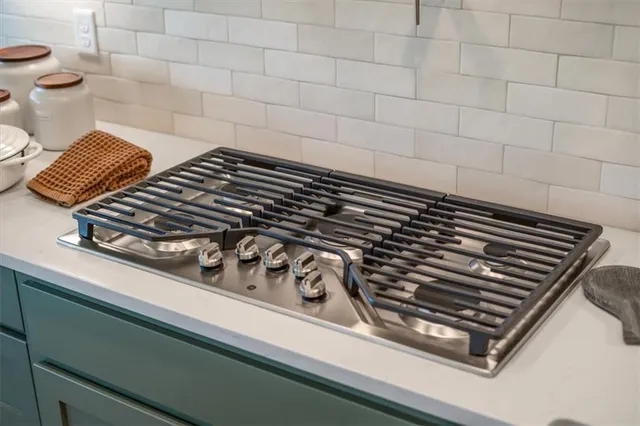 $749,900 | 4738 Sienna Ridge, Riverside, MO 64150