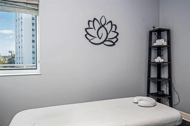 $1,550,000 | 340 South Palm Avenue, Unit 11, Sarasota, FL 34236