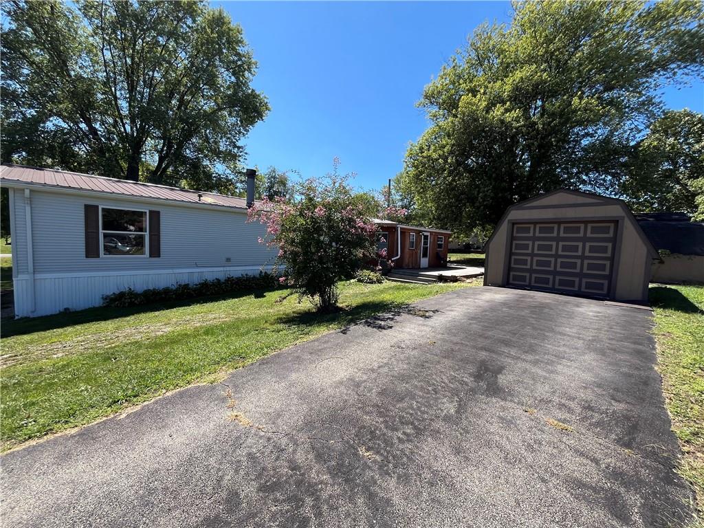 111 3rd Street Jefferson, PA 15344 - Photo 2 of 18