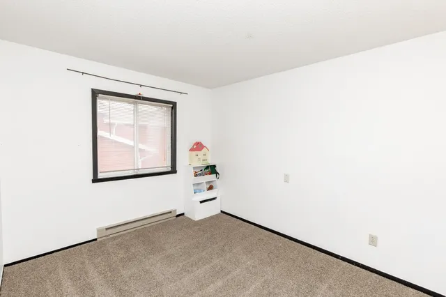 $290,000 | 1620 36th Avenue South, Fargo, ND 58104