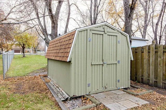 $290,000 | 1620 36th Avenue South, Fargo, ND 58104