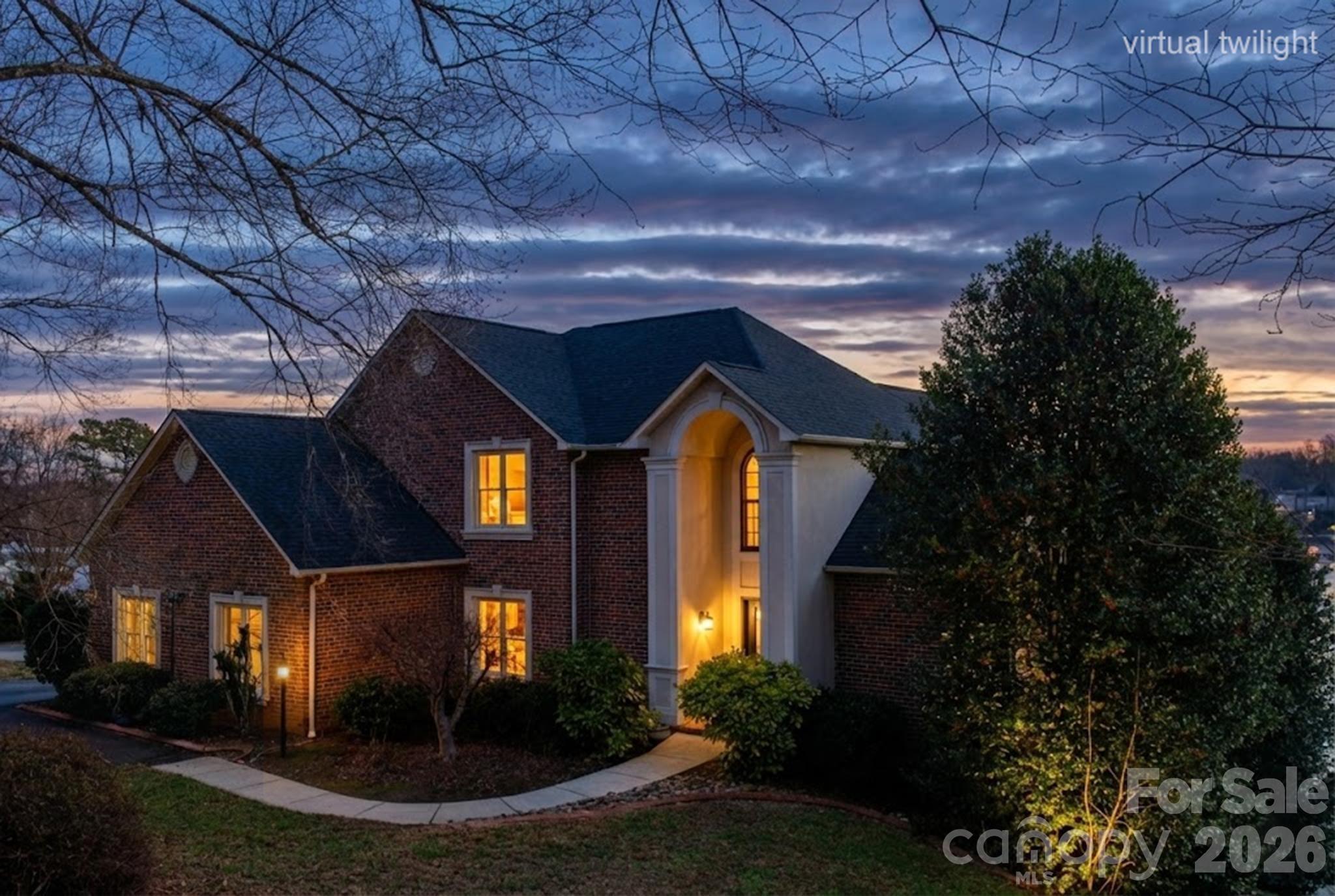 121 Pleasant Point Drive Hickory, NC 28601 - Photo 2 of 46 a front view of a house with garden