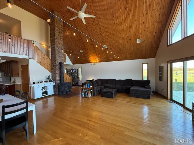 $625,000 | 16165 Hwy Af, Licking, MO 65542