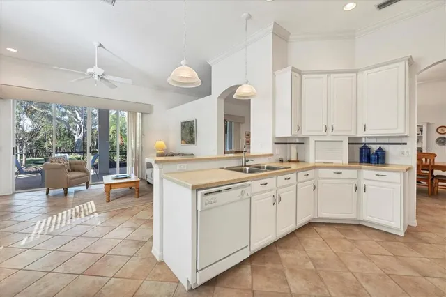 $529,000 | 6847 Bay Hill Drive, Lakewood Ranch, FL 34202