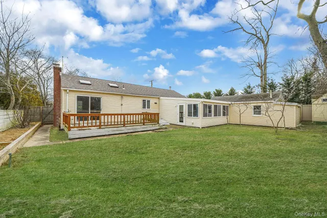 $550,000 | 133 Royal Avenue, Flanders, NY 11901