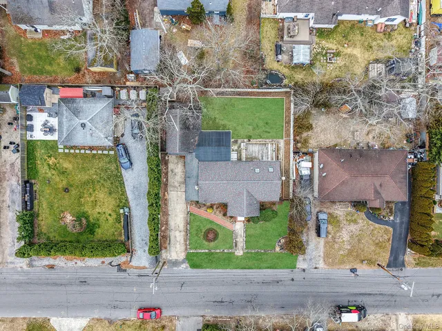 $550,000 | 133 Royal Avenue, Flanders, NY 11901