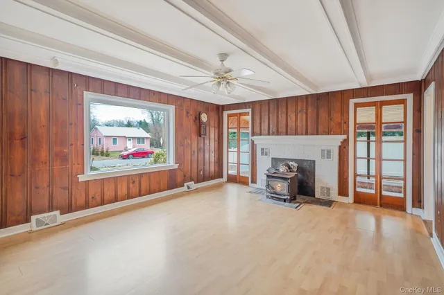 $550,000 | 133 Royal Avenue, Flanders, NY 11901